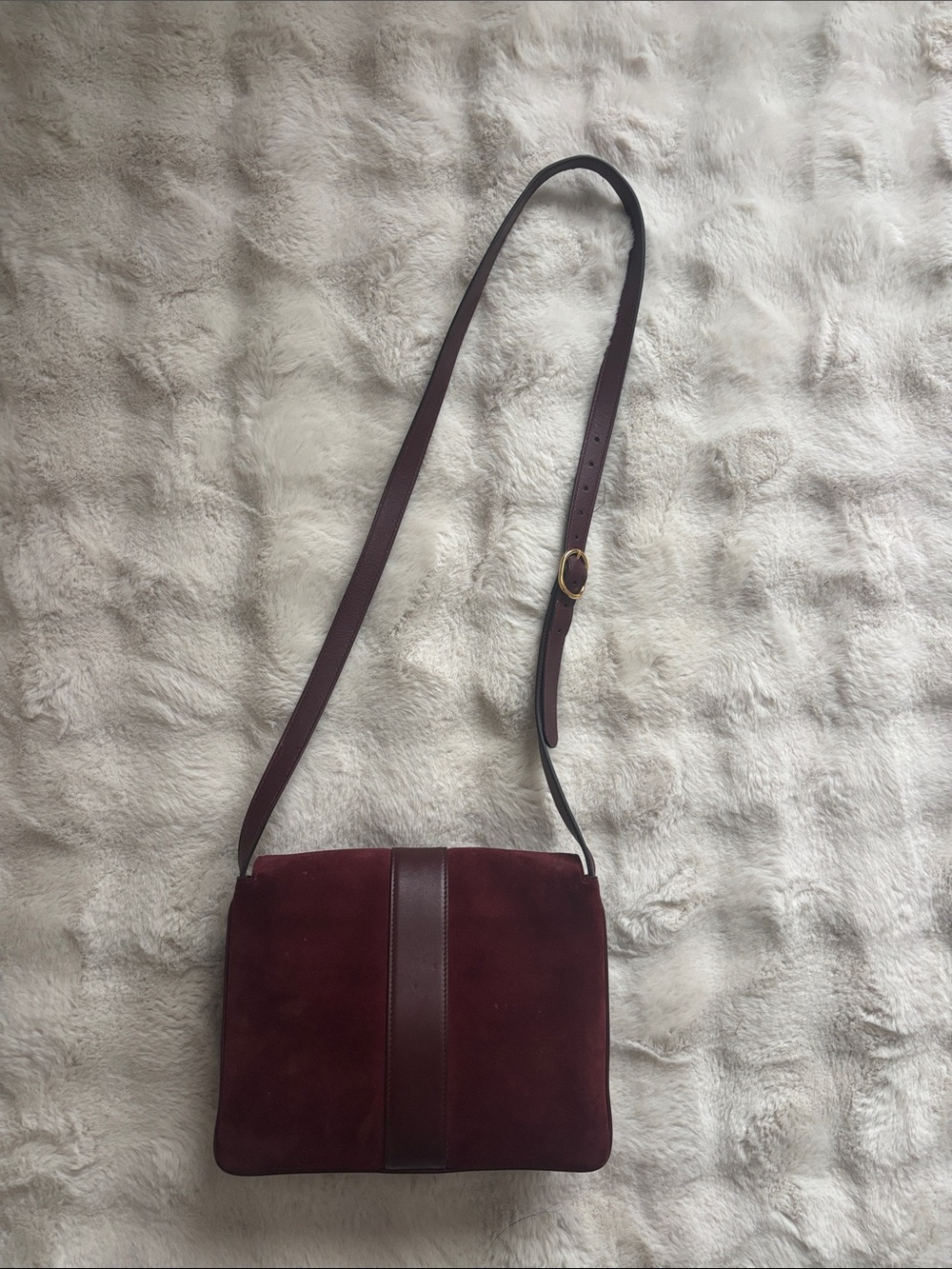 Gucci Burgundy Suede Crossbody with Gold Double G Accent - Picture 2 of 3